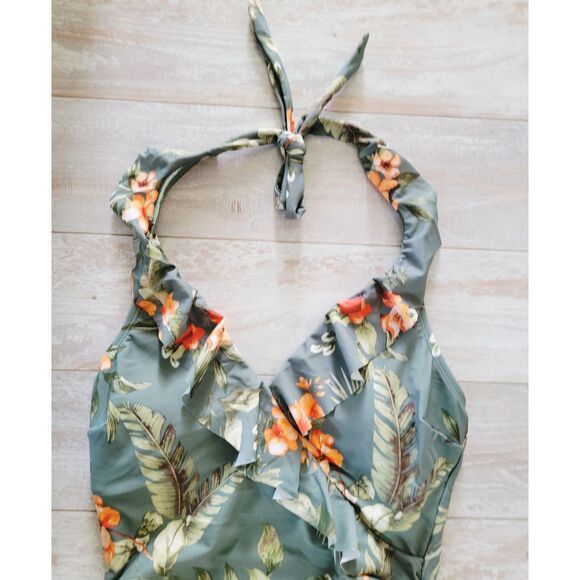 Cupshe M One Piece Swimsuit Size M Green Color W/ Tropical Floral Print NWT - Picture 4 of 8